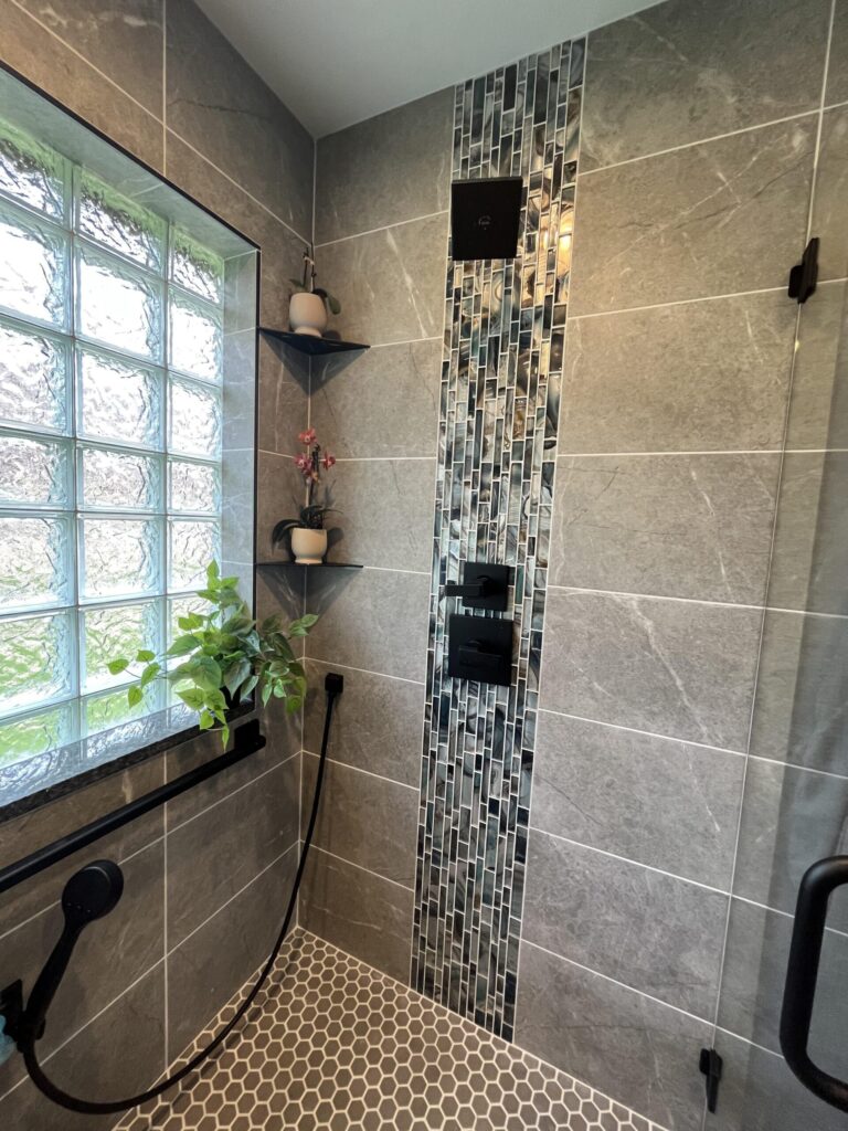 Multigenerational remodeling - Bathroom