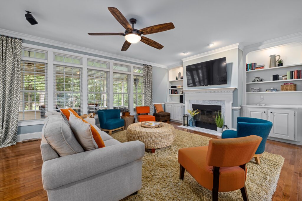 Multigeneration remodeling - Family room